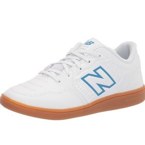 New Balance kid’s audazo V5 indoor soccer shoe EUC